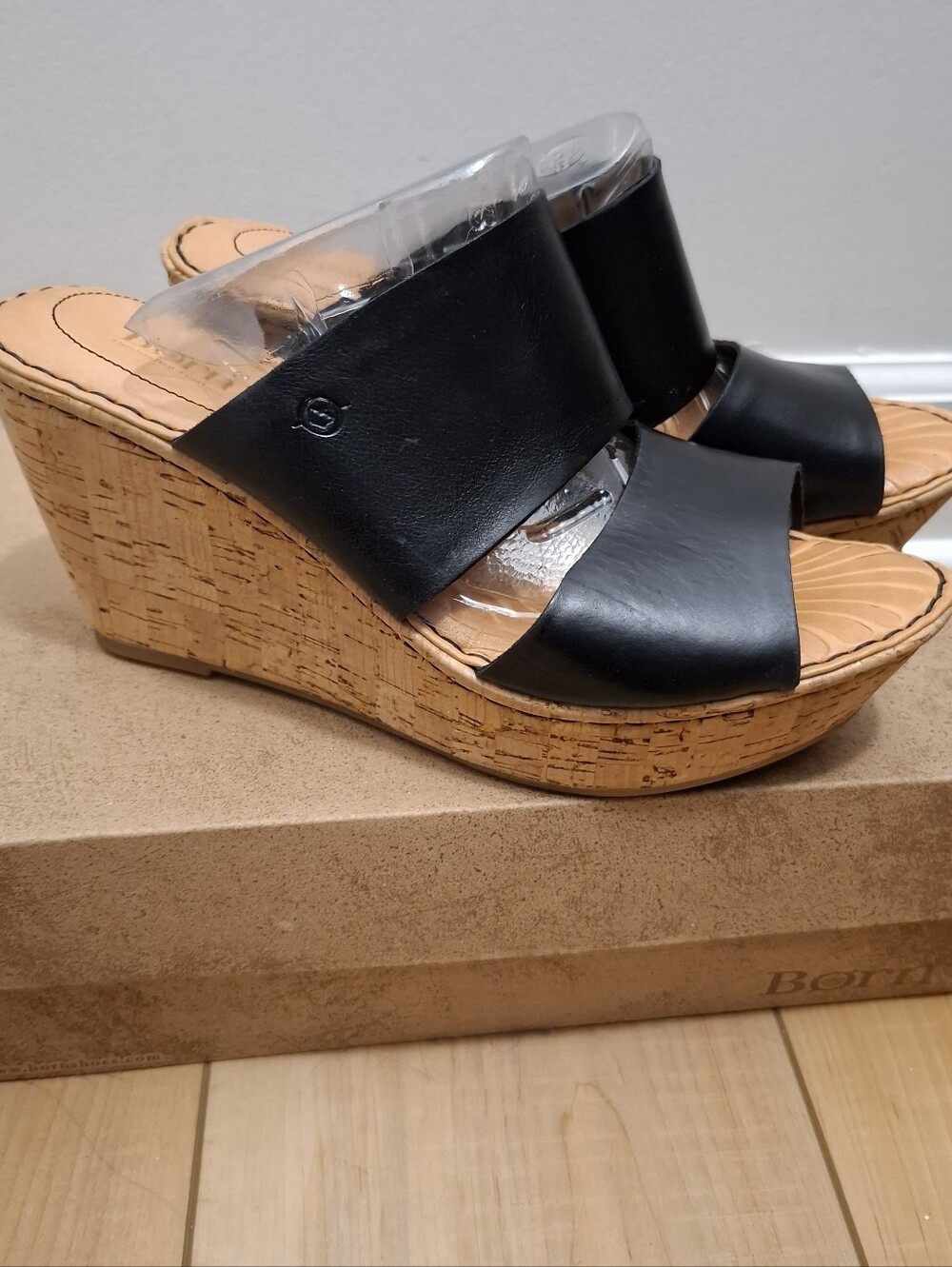 Born Wedge Sandals Women's 11 Black Leather Cork Wedge Adria Comfort Summer